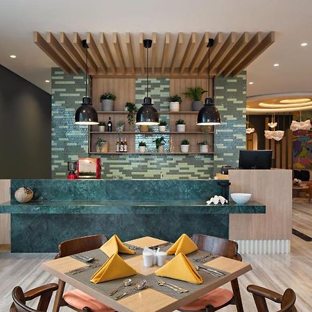 Maxonehotels At Kota Harapan Indah-Bekasi Zewnętrze zdjęcie