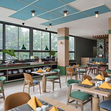 Maxonehotels At Kota Harapan Indah-Bekasi Zewnętrze zdjęcie