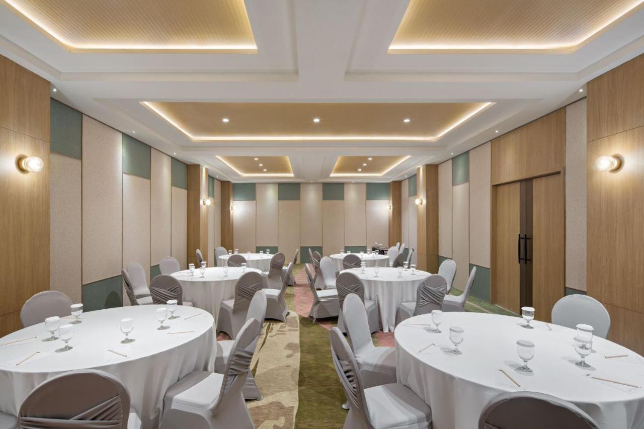 Maxonehotels At Kota Harapan Indah-Bekasi Zewnętrze zdjęcie
