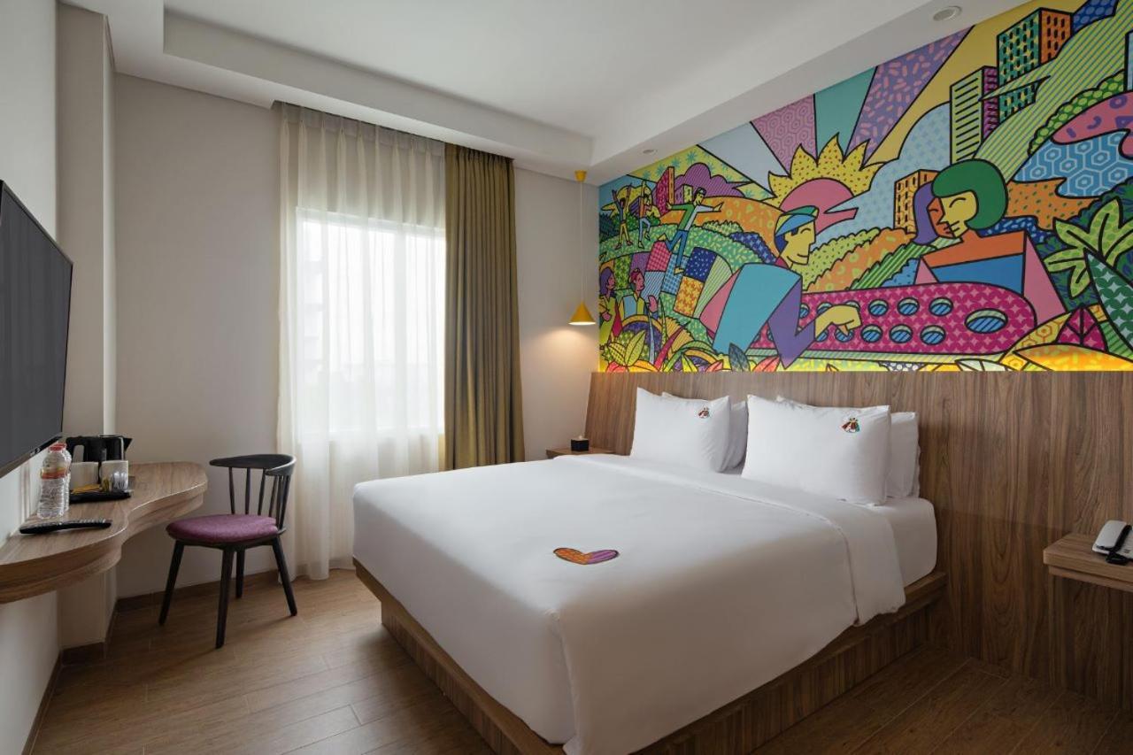 Maxonehotels At Kota Harapan Indah-Bekasi Zewnętrze zdjęcie